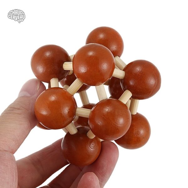 Jeu de réflexion en bois, casse-tête sur le thème des molécules