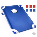 Jeu de cornhole avec sacs de haricots colorés