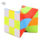 Cube Torsion, forme innovante pour des heures de jeu
