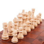 Pièces d'échecs en cuir avec design classique