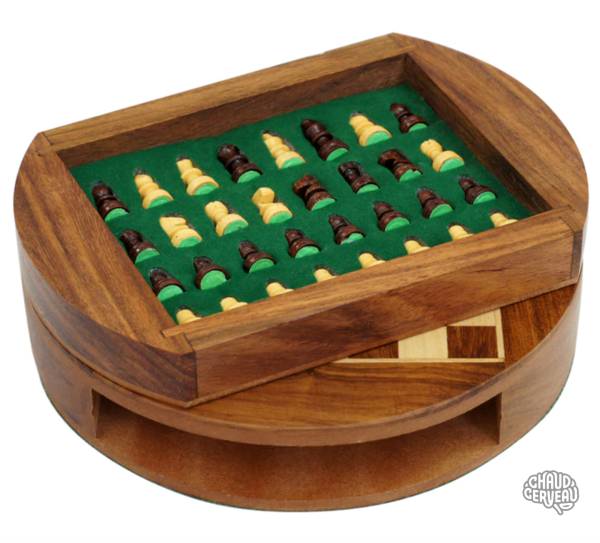 Pièces d'échecs rondes en bois de qualité