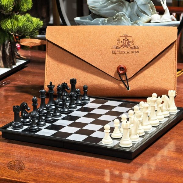 echiquier-magnetique-voyage-25-32-1 Jeu d'échecs de voyage en pochette feutrine