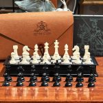 Set d'échecs de poche pour les déplacements