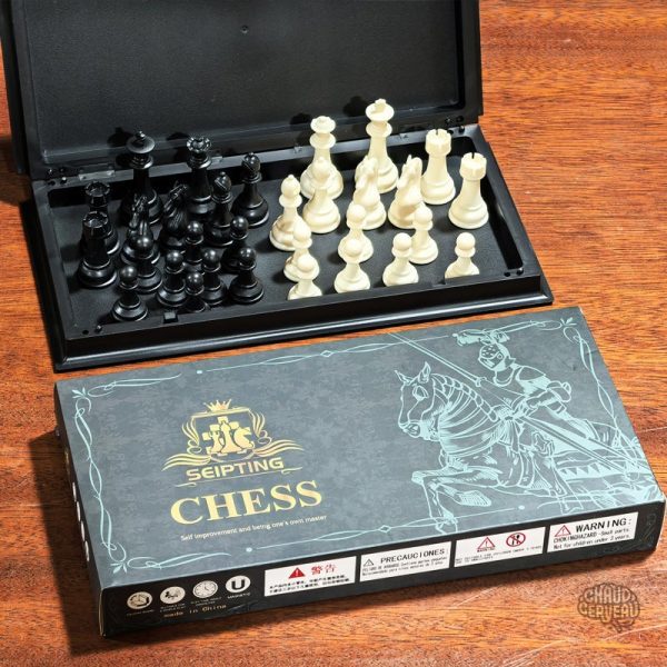 Accessoire de voyage : jeu d'échecs pliable et pratique