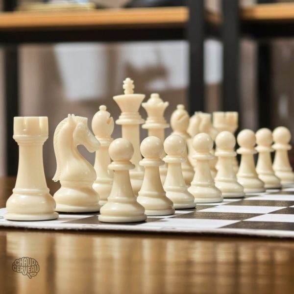 Plateau d'échecs compact, idéal pour les déplacements