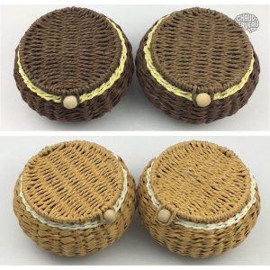 Accessoires de jeu : pierres convexes et jarres en osier