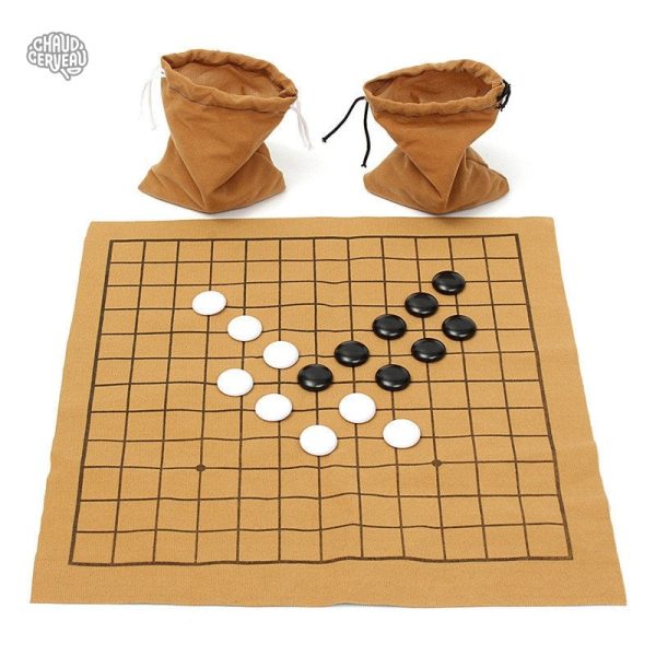 Jeu de Go avec Plateau en Daim – Élégant et Antidérapant