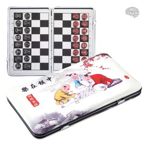 Pions et pièces d'échecs pour voyages