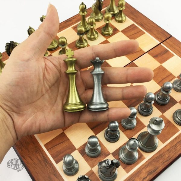 Jeu d'Échecs au design contemporain et chic