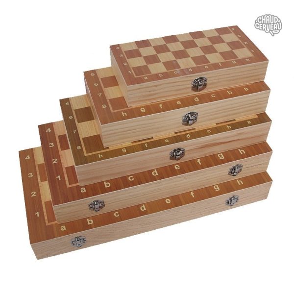 Jeu d'échecs en bois, idéal pour les voyages