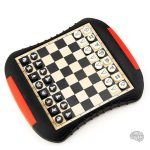 Échiquier classique avec pièces adaptées aux novices