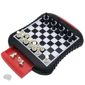 Ensemble d'échecs pour initiation et stratégies simples