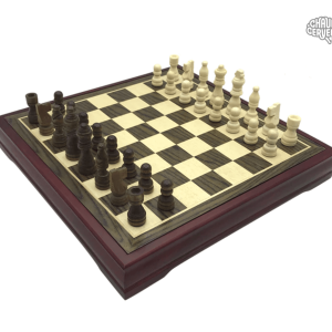 Jeu d'échecs de salon élégant en bois