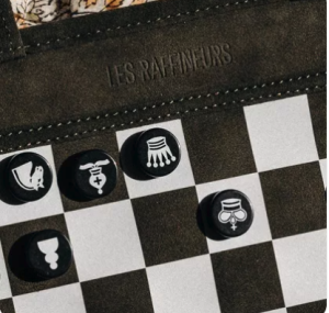 Jeu d'échecs portable avec tapis en velours