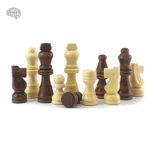 Pièces d'échecs en bois avec design classique Staunton