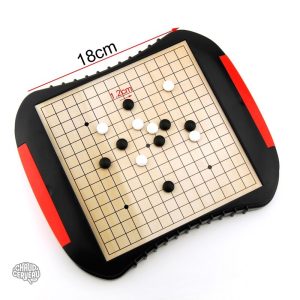 Pions magnétiques pour un jeu de Go pratique