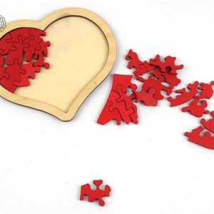 Puzzle en bois cœur pour stimuler la logique et la créativité