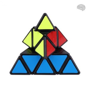 Casse-tête pyramidal pour un défi logique captivant