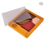 Tangram en bois coloré, idéal pour les amateurs de casse-têtes